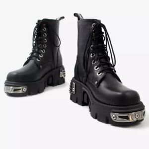 Punk Goth style platform women's ankle boots motorcycle boots